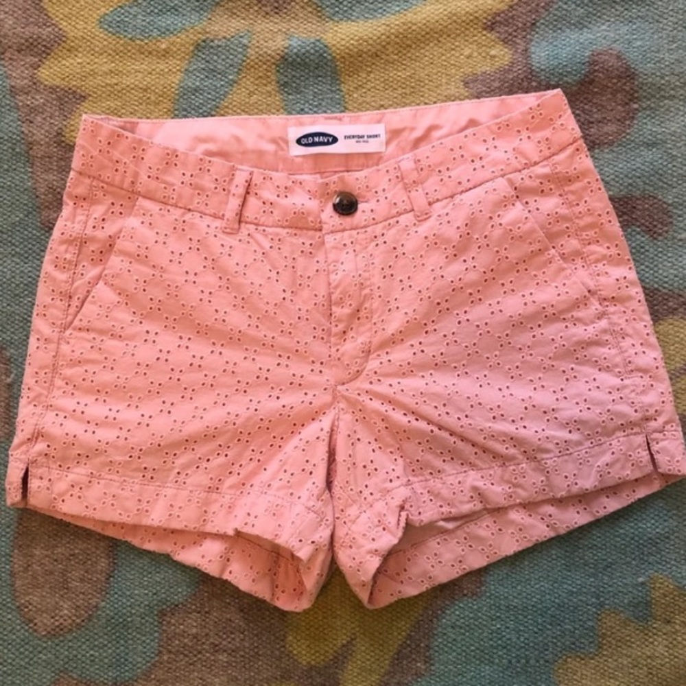 Light Pink Mid-rise shorts
